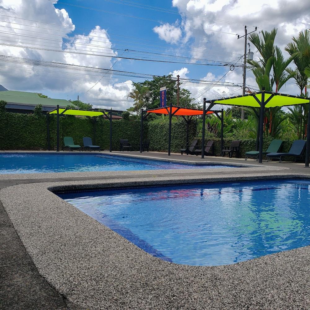 San Bosco Inn La Fortuna Ngoại thất bức ảnh